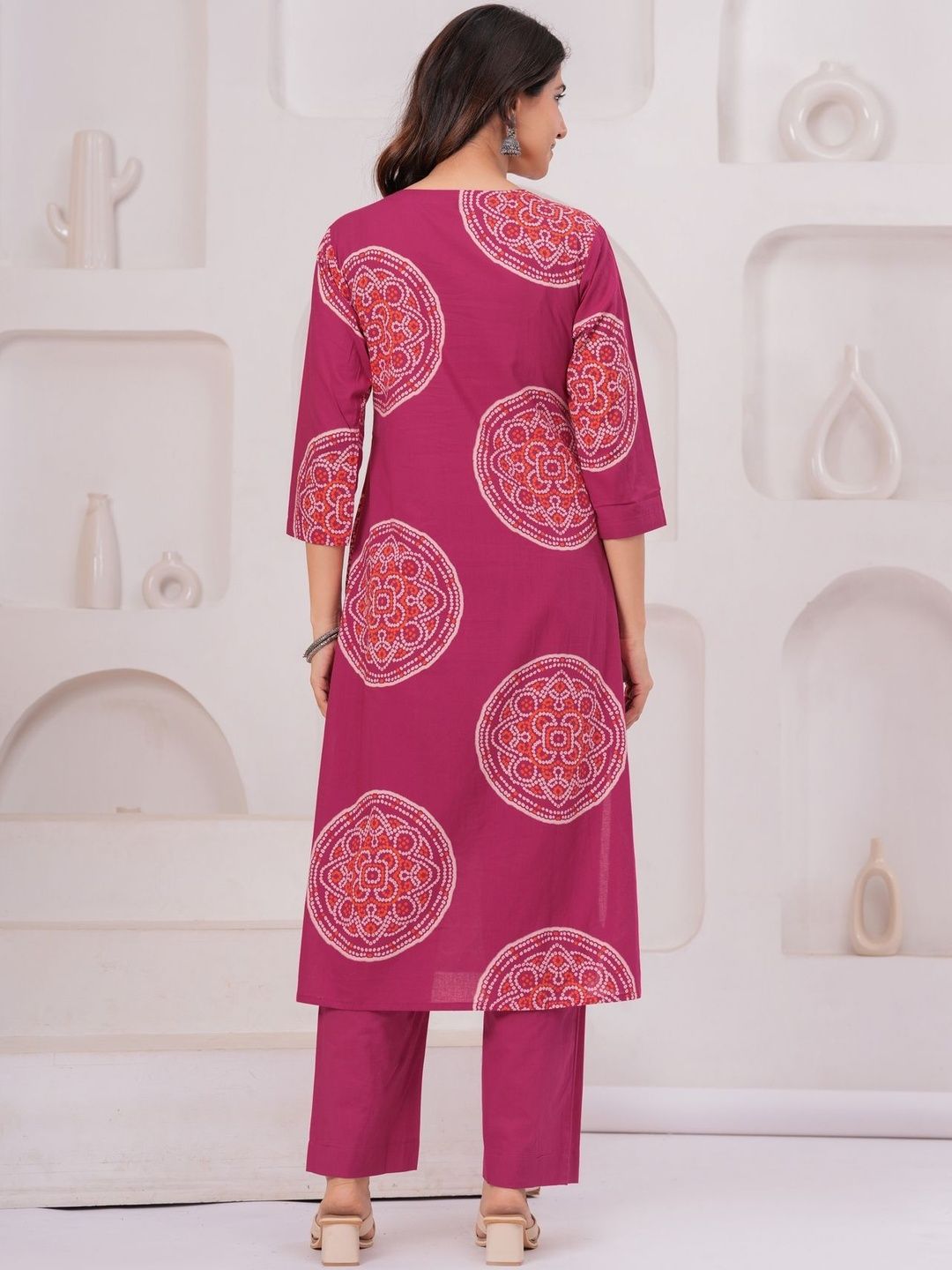 Dhimhi Women's Ethnic Motifs Printed Mirror Work Pure Cotton Straight Kurta With Trousers