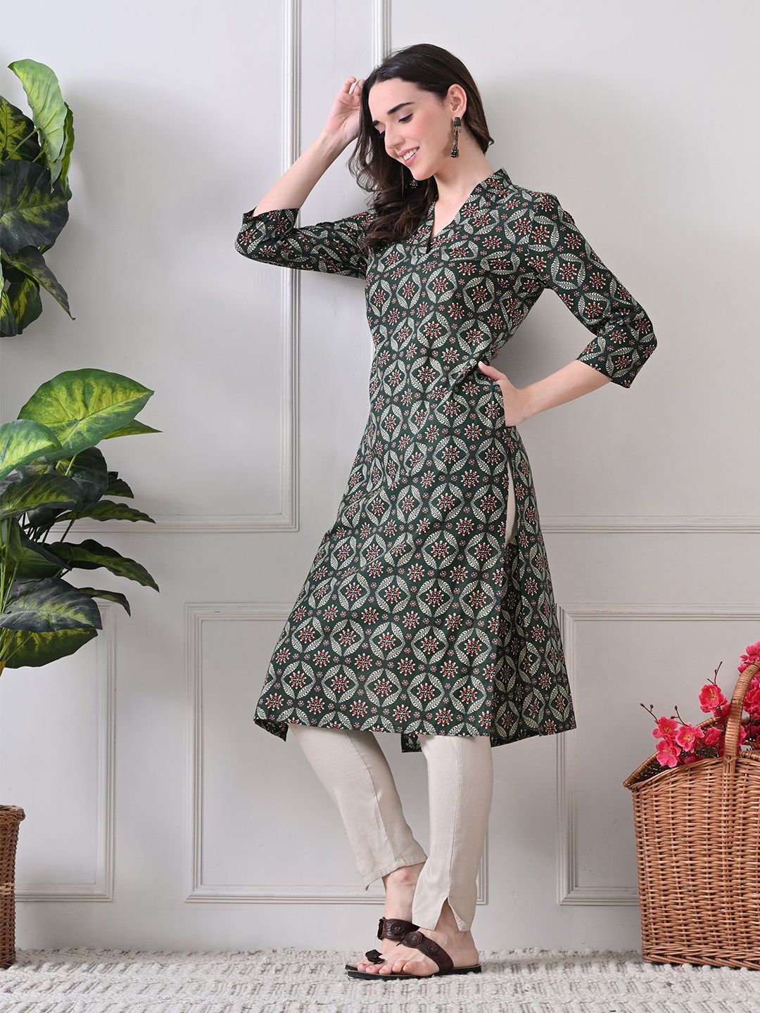 Women Cotton Floral Printed Kurta