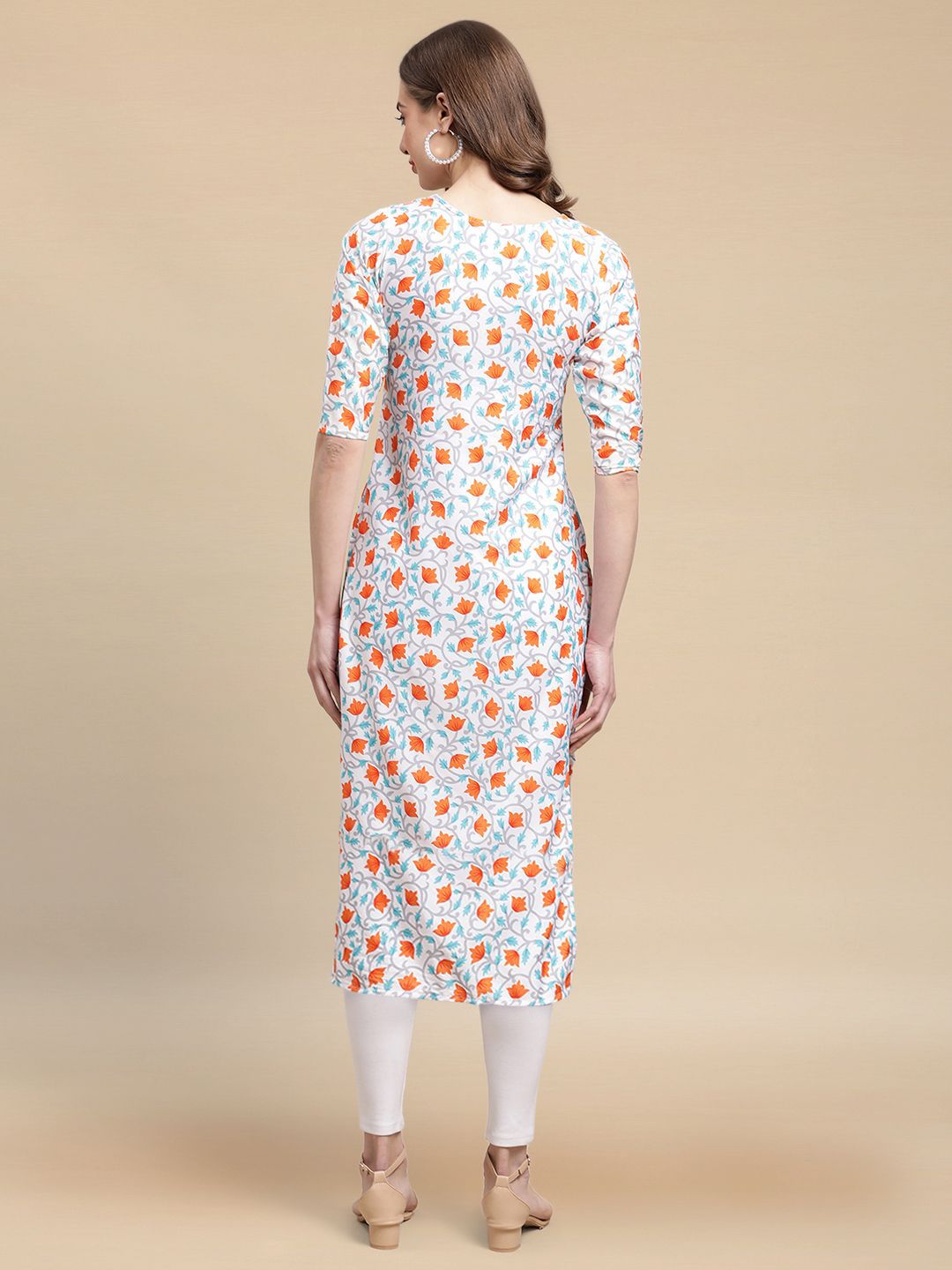 Floral Printed Round Neck Straight Kurta