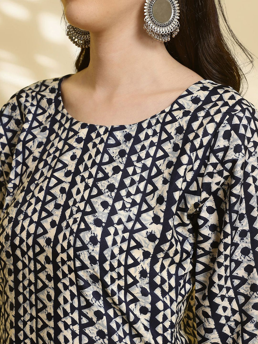 Women Ethnic Motifs Crepe Kurta