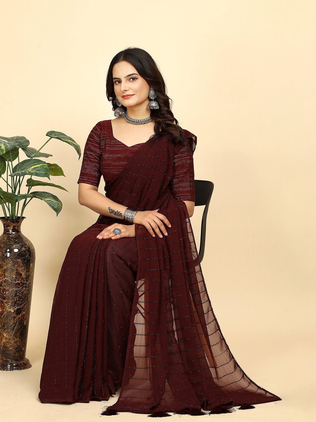 Dhimhi Women's Striped Pure Chiffon Saree