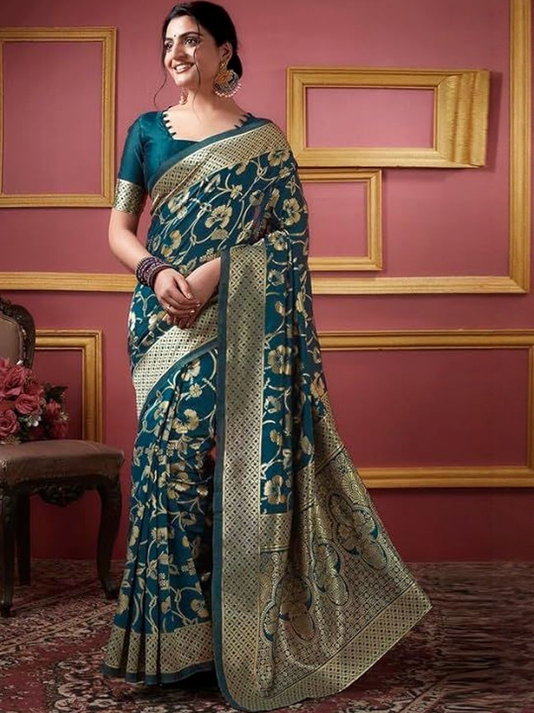 Dhimhi Women's Floral Woven Design Zari Kanjeevaram Saree