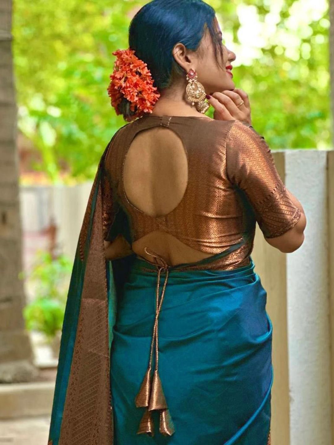 Dhimhi Women's Floral Woven Design Kanjeevaram Saree - dhimhi