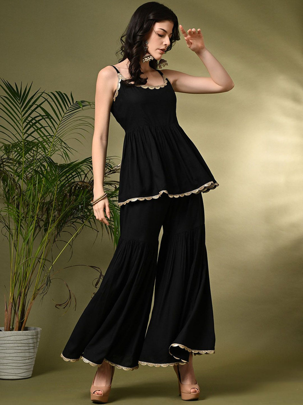 Dhimhi Women A-Line Kurti With Sharara & Dupatta