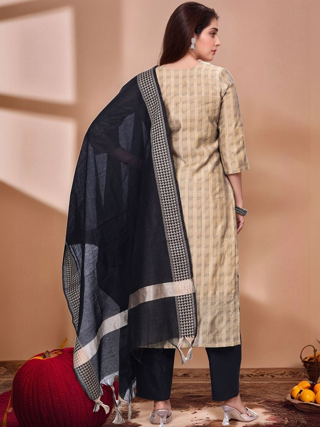 Dhimhi Women's Printed Regular Kurta with Trousers & With Dupatta