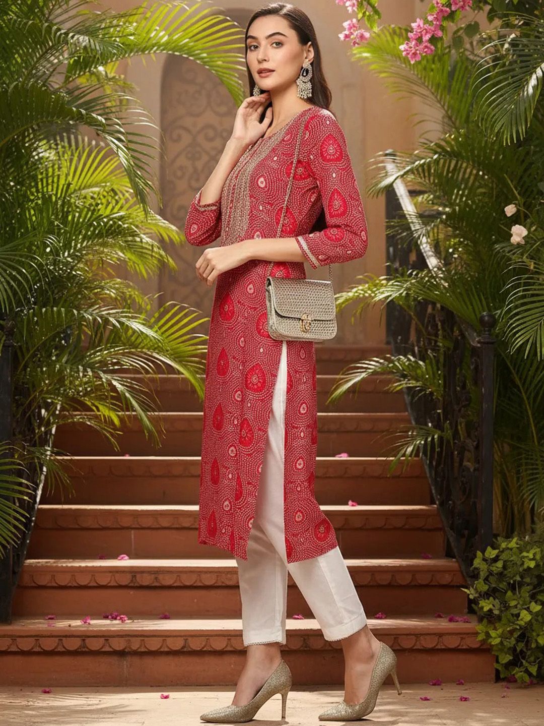 Bandhani Printed Sequinned Straight Kurta