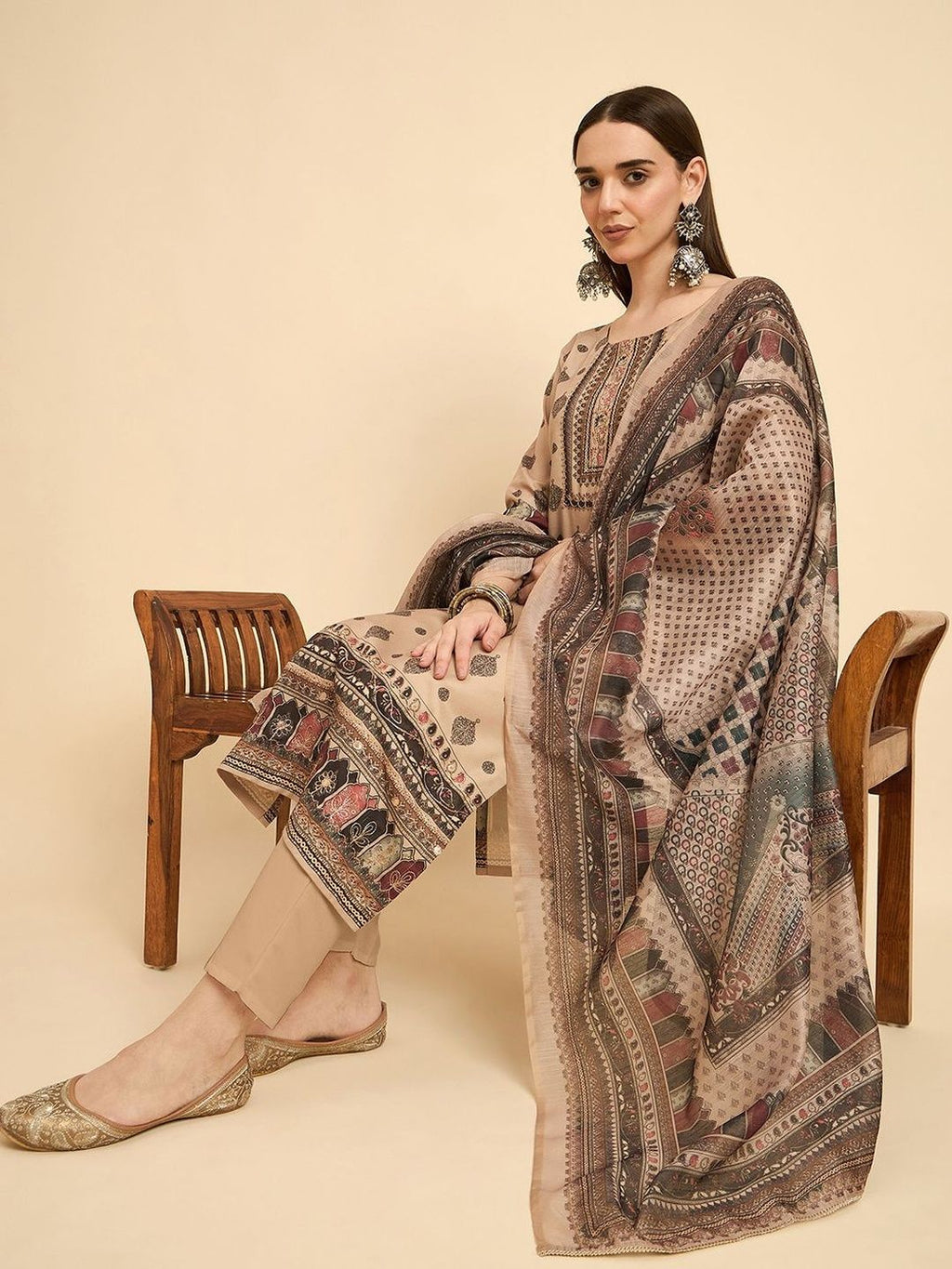 Dhimhi Women Aari Hand Work Digital Printed Kurta with Trousers & Dupatta