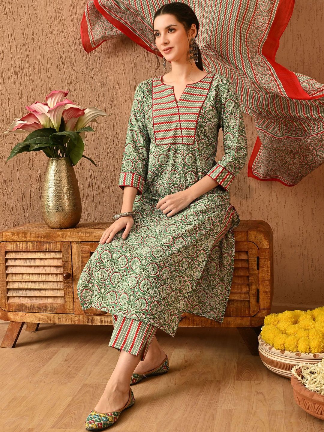 Dhimhi Women's Ethnic Motifs Printed Regular Pure Cotton Kurta with Trousers & With Dupatta