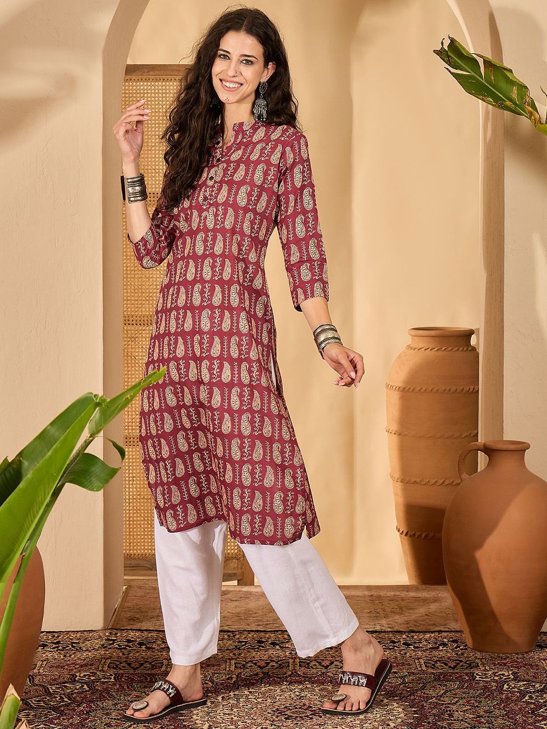 Women Printed Pure Cotton Straight Kurta