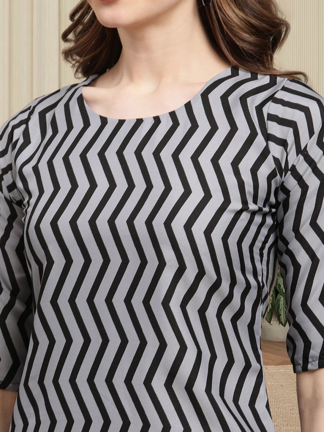 Women Ethnic Motifs Printed Crepe Kurta