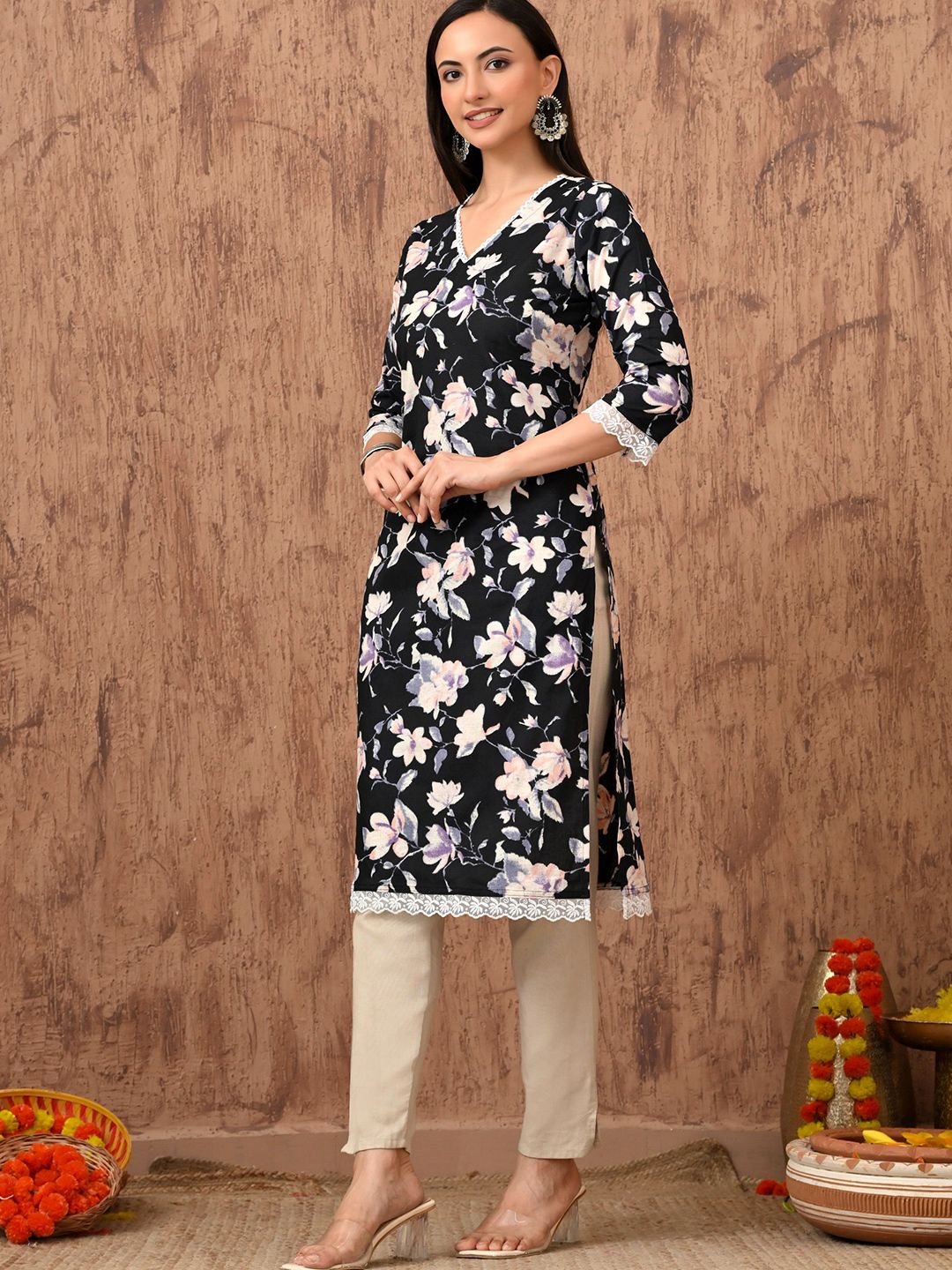 Women Floral Printed Daily Cotton Straight Kurta