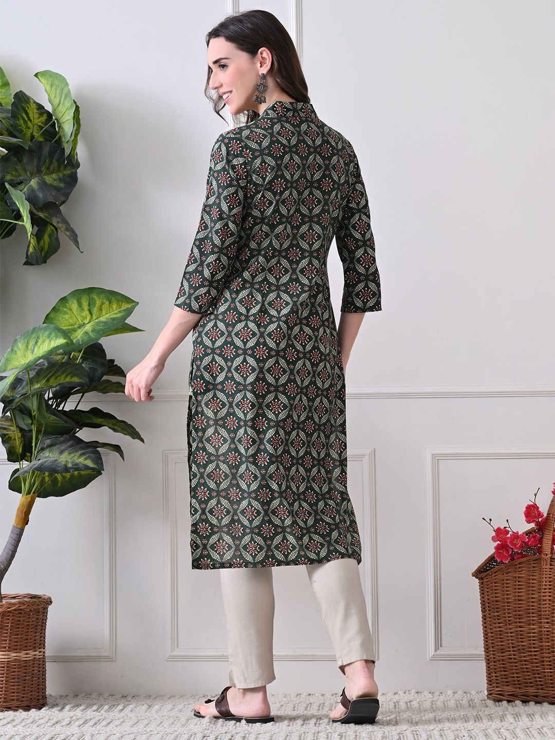 Women Cotton Floral Printed Kurta