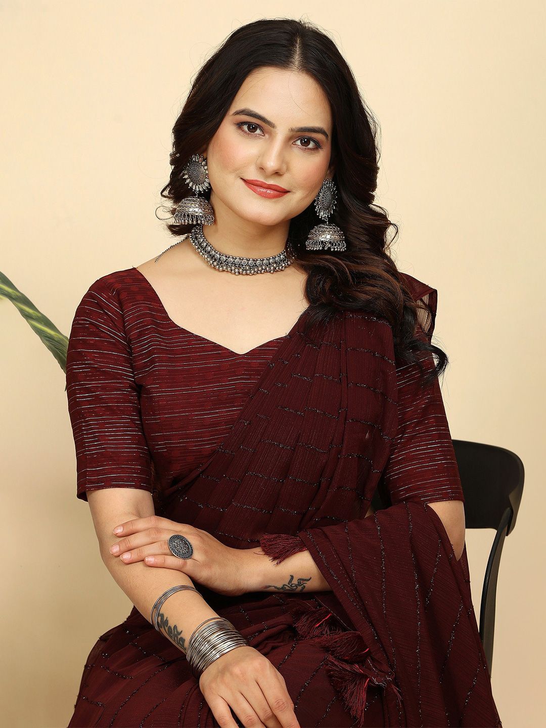 Dhimhi Women's Striped Pure Chiffon Saree