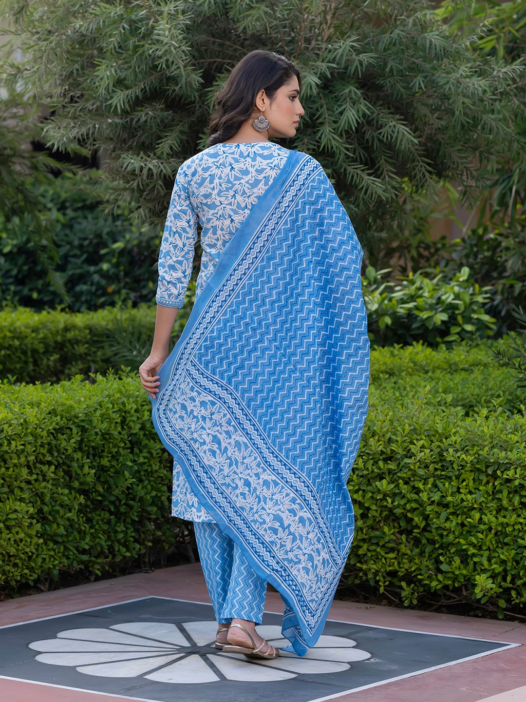 Dhimhi Women's Floral Printed Regular Pure Cotton Kurta with Trousers & With Dupatta