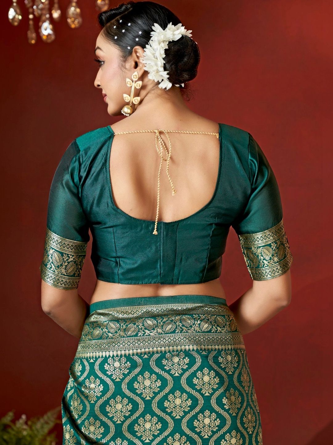 Dhimhi Women's Ethnic Motifs Zari Silk Blend Banarasi Saree