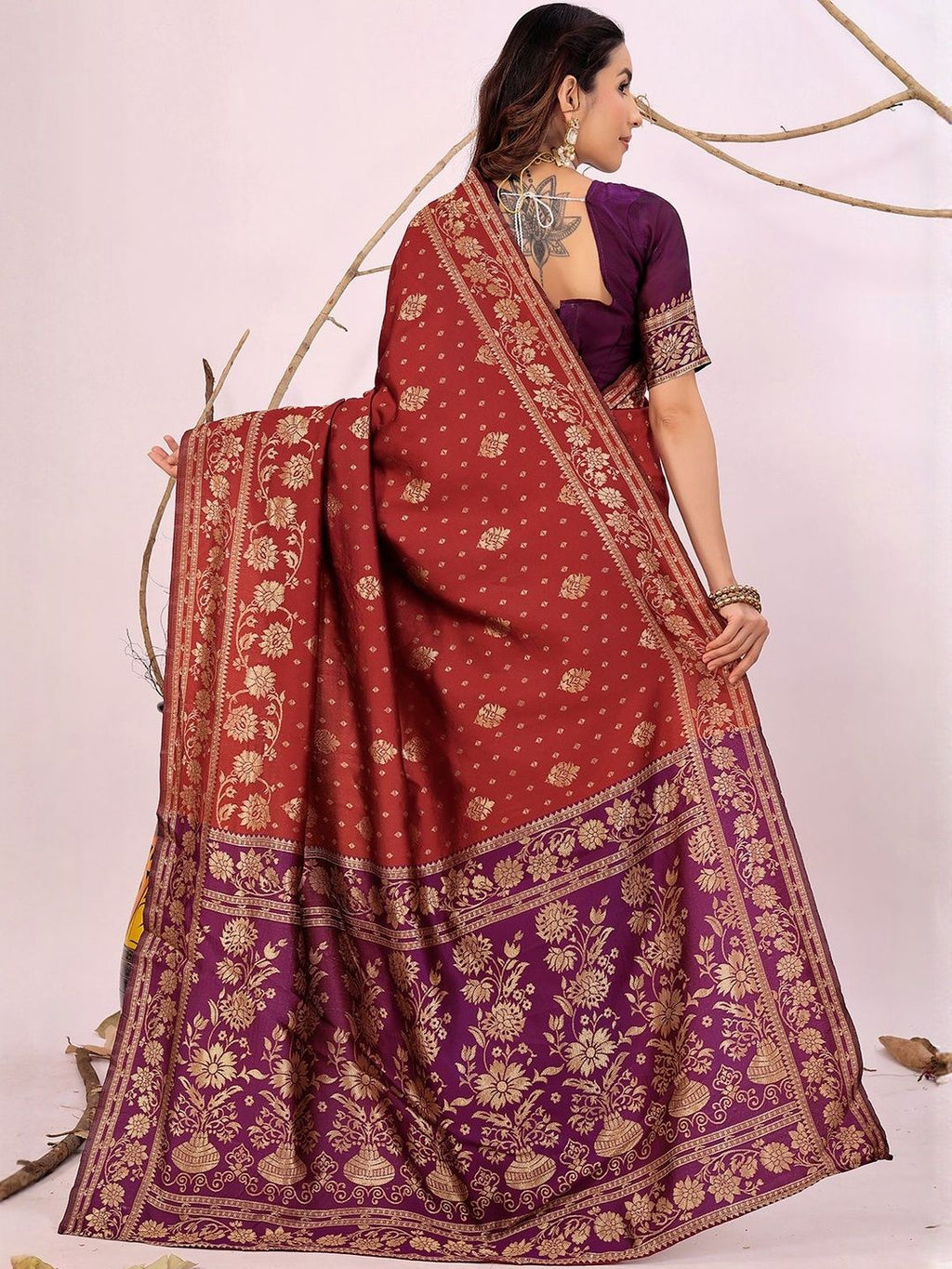 Dhimhi Women's Maroon Woven Design Silk Cotton Kanjeevaram Sarees