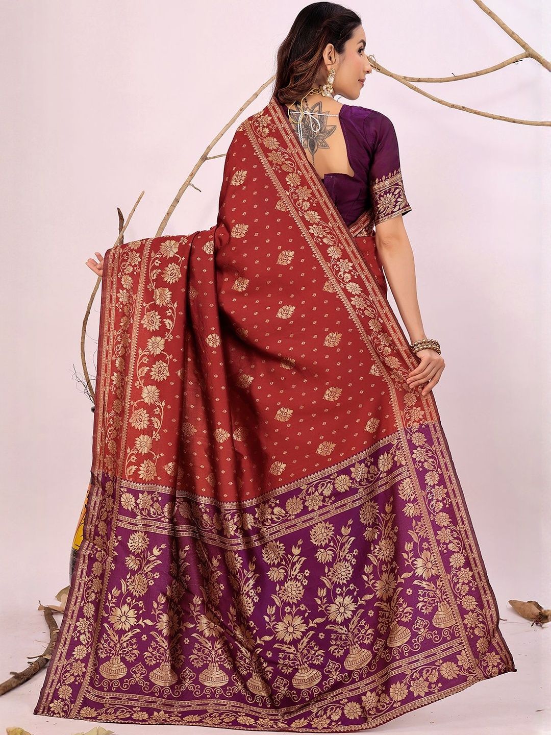 Dhimhi Women's Maroon Woven Design Silk Cotton Kanjeevaram Sarees
