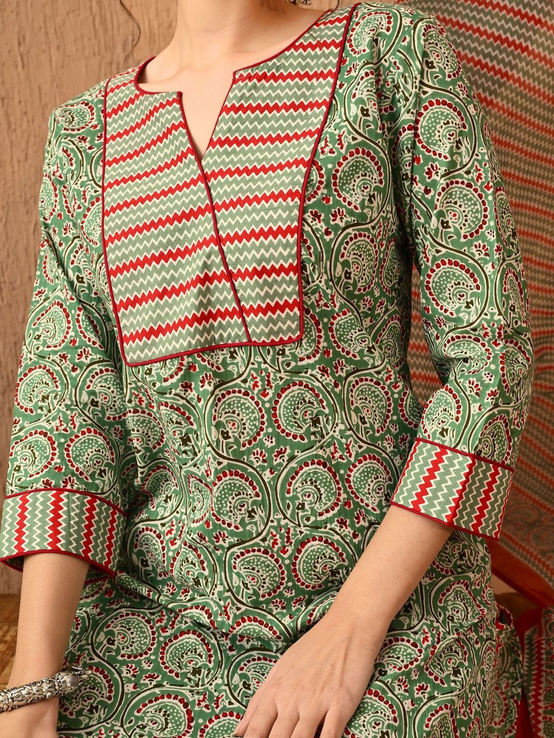 Dhimhi Women's Ethnic Motifs Printed Regular Pure Cotton Kurta with Trousers & With Dupatta