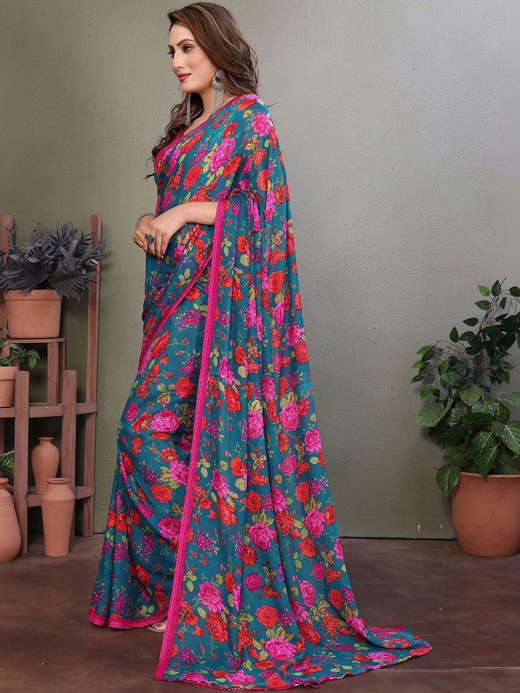 Dhimhi Women's Floral Poly Georgette Saree