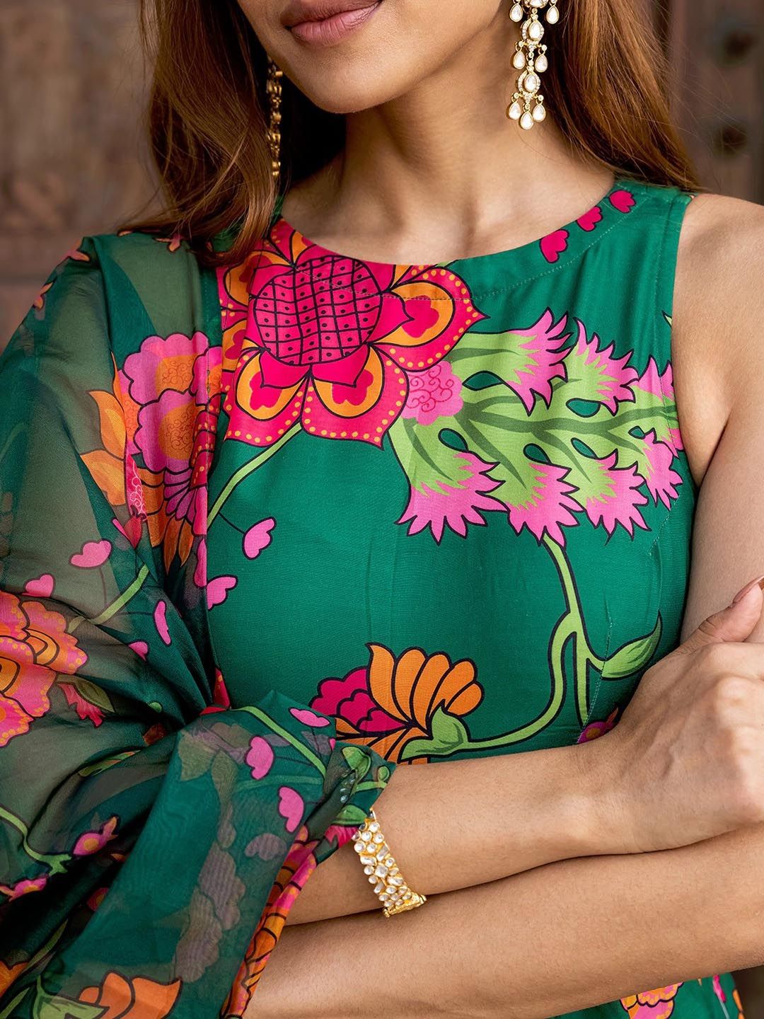 Dhimhi Women's Floral Printed Regular Kurta with Trousers & With Dupatta