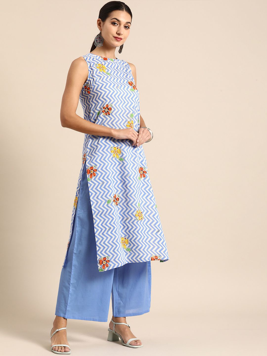 Dhimhi Women's Blue & White Chevron & Floral Print Cotton Kurta with Palazzos