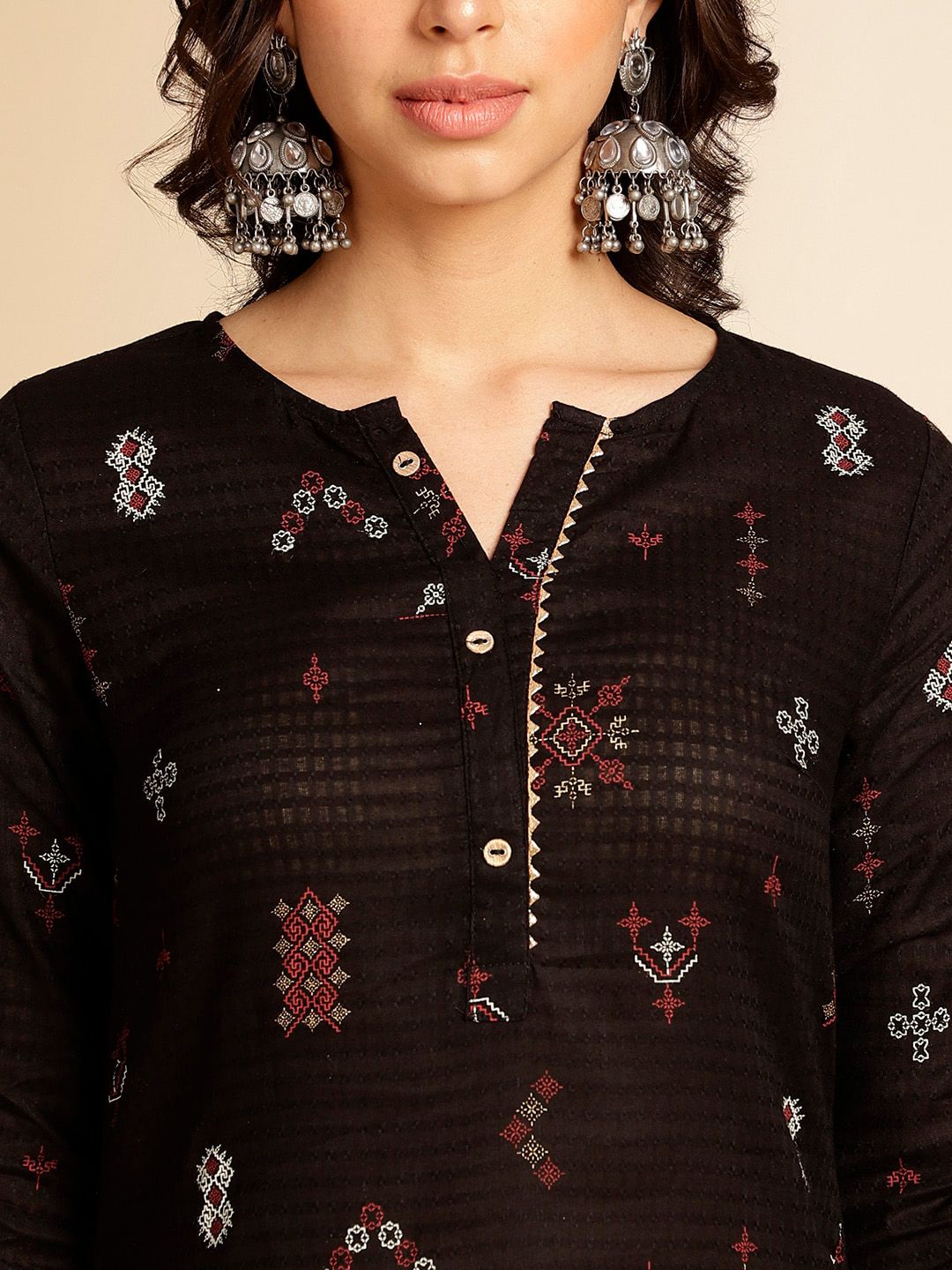 Black Ethnic Motifs Printed Round Neck Gotta Patti Cotton Straight Kurta
