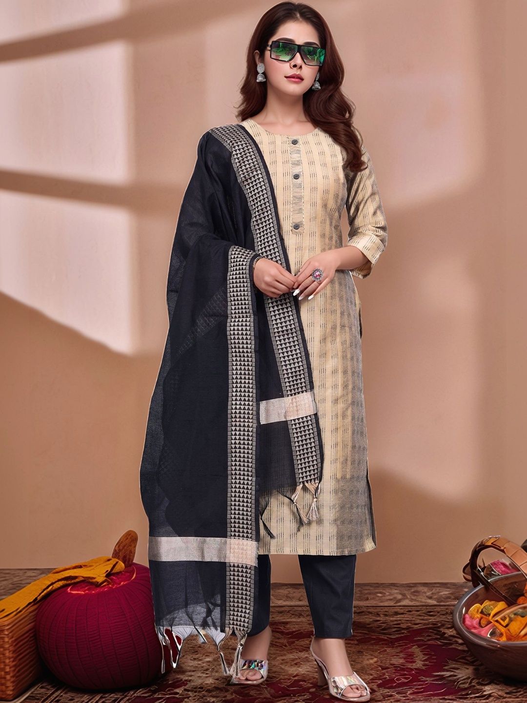Dhimhi Women's Printed Regular Kurta with Trousers & With Dupatta
