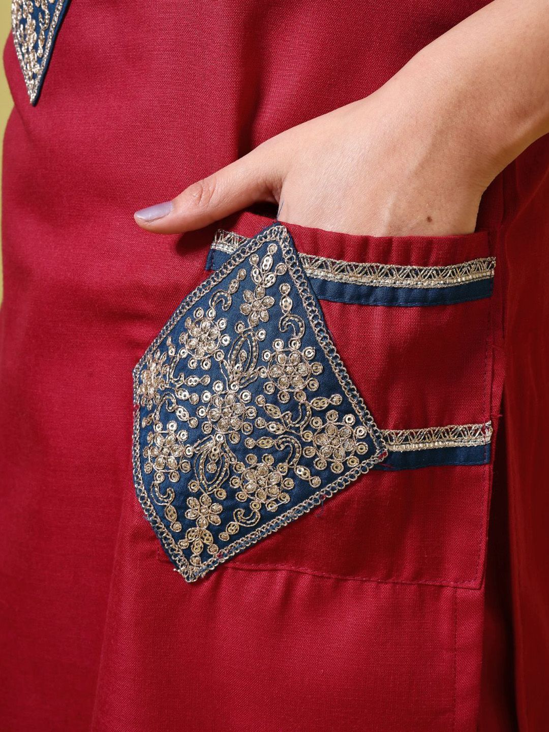 Dhimhi Women's Ethnic Motifs Embroidered Patchwork Straight Kurta with Trouser & Dupatta