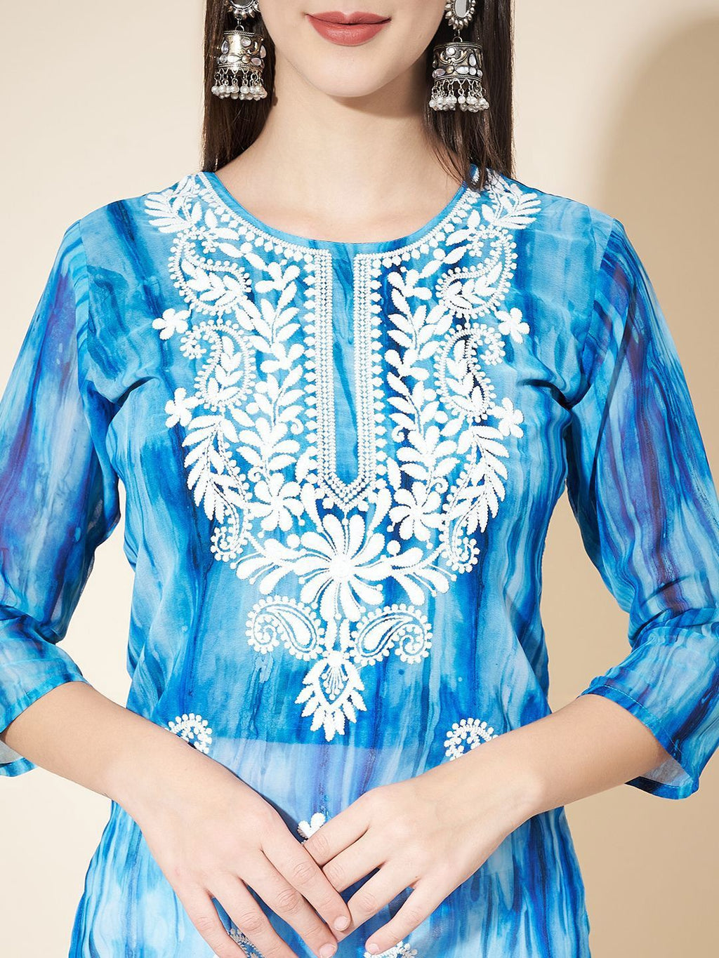 Printed Round Neck Thread Work Georgette Kurta