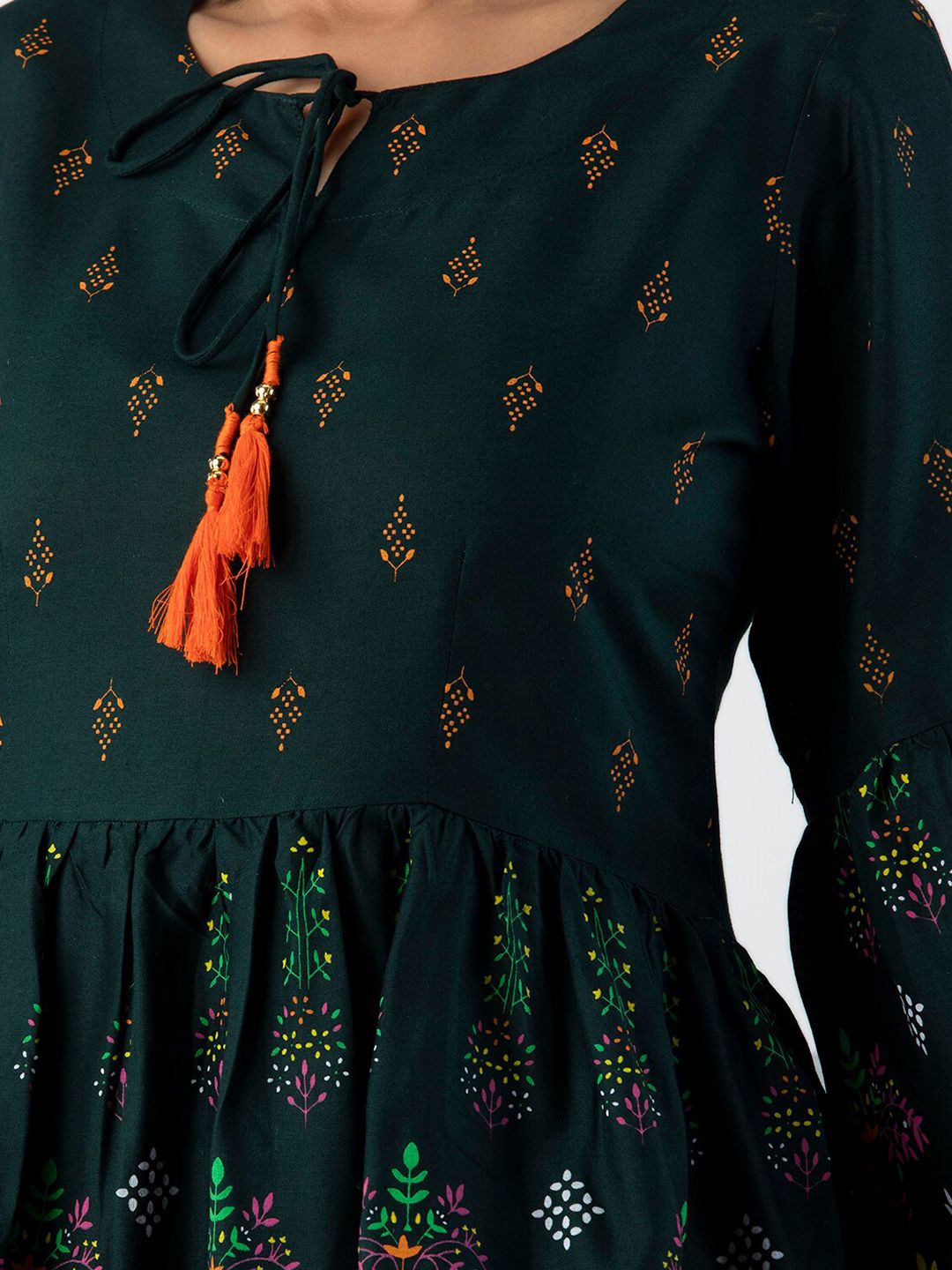 Dhimhi Women's Green Print Indigo Top