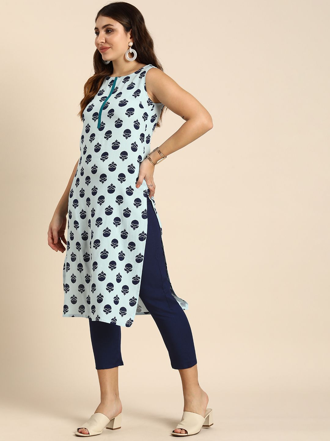 Dhimhi Women's Ethnic Motifs Printed Kurta with Trousers & Dupatta