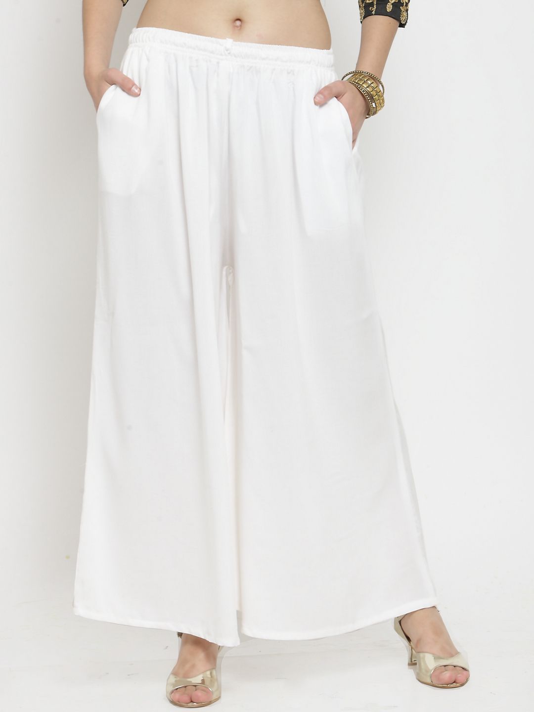 Dhimhi Women's Off-White Solid Flared Palazzos