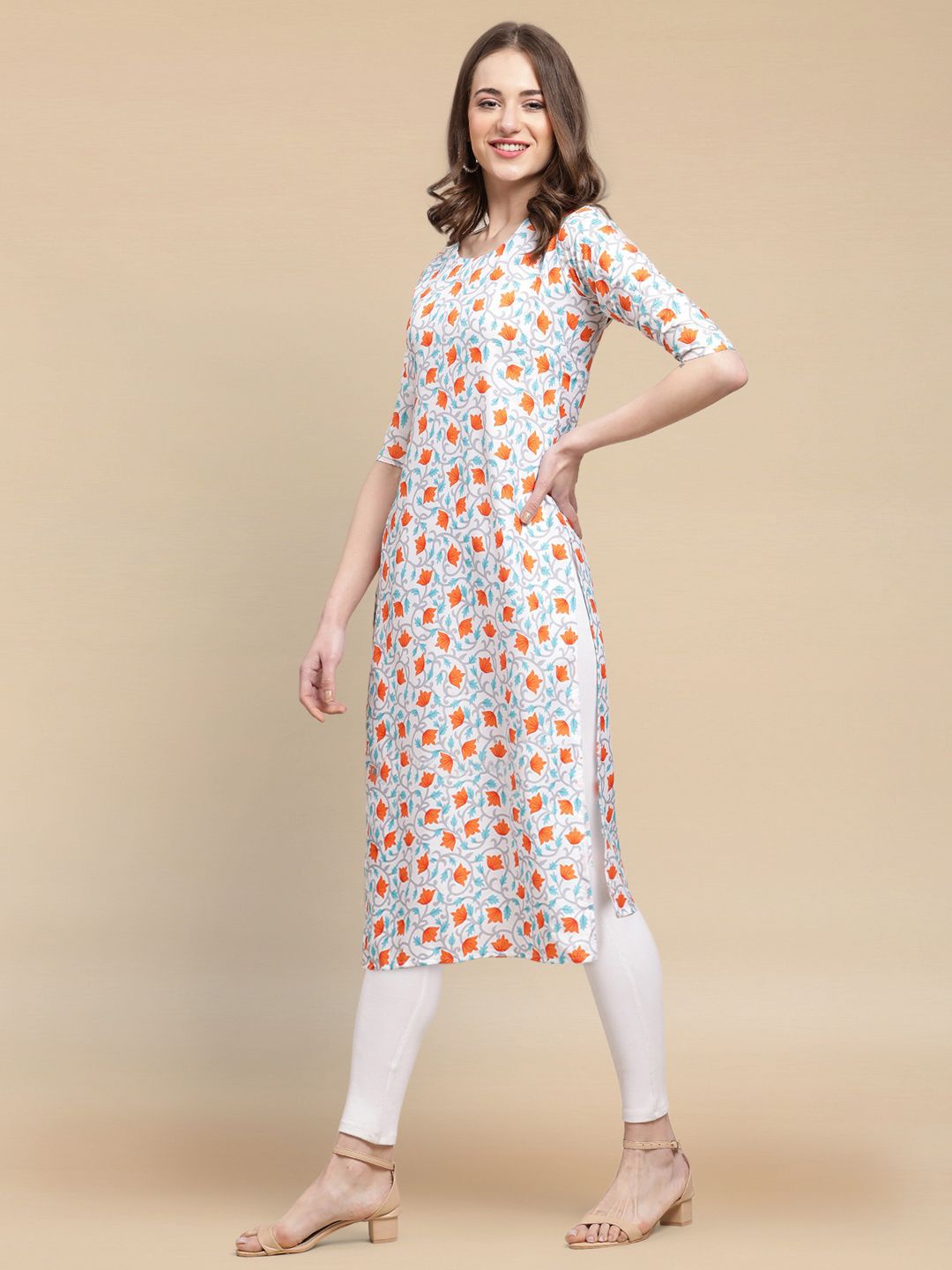 Floral Printed Round Neck Straight Kurta