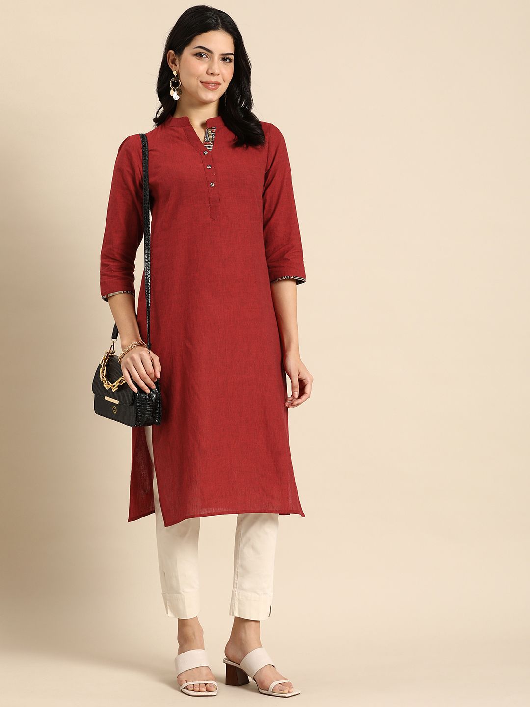 Women Solid Straight Kurta