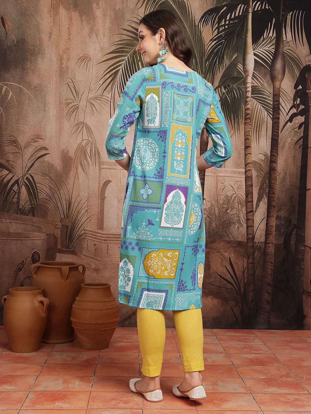Ethnic Motifs Print Straight Kurta