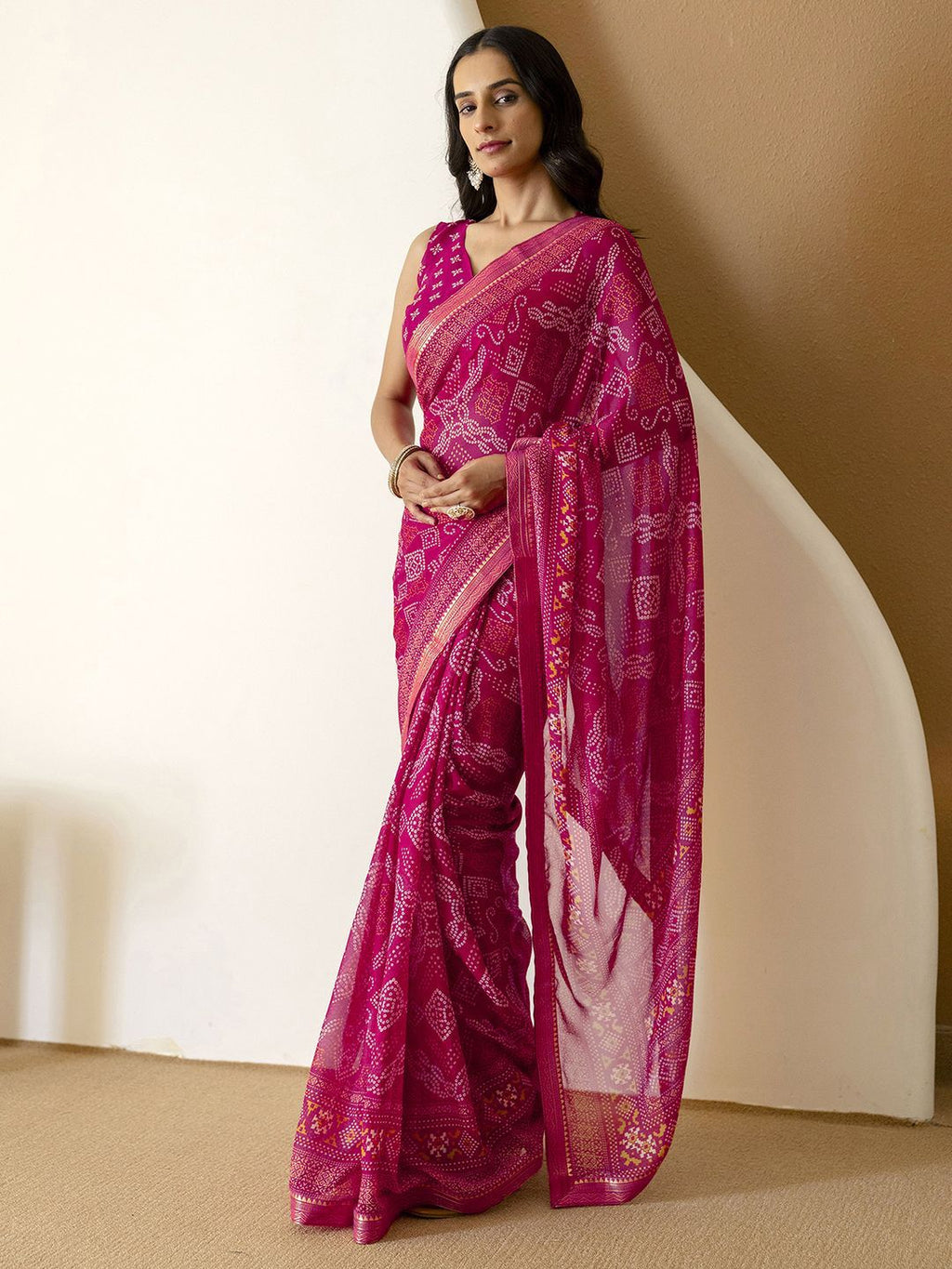Dhimhi Women's Zari Embroidered Bandhani Saree