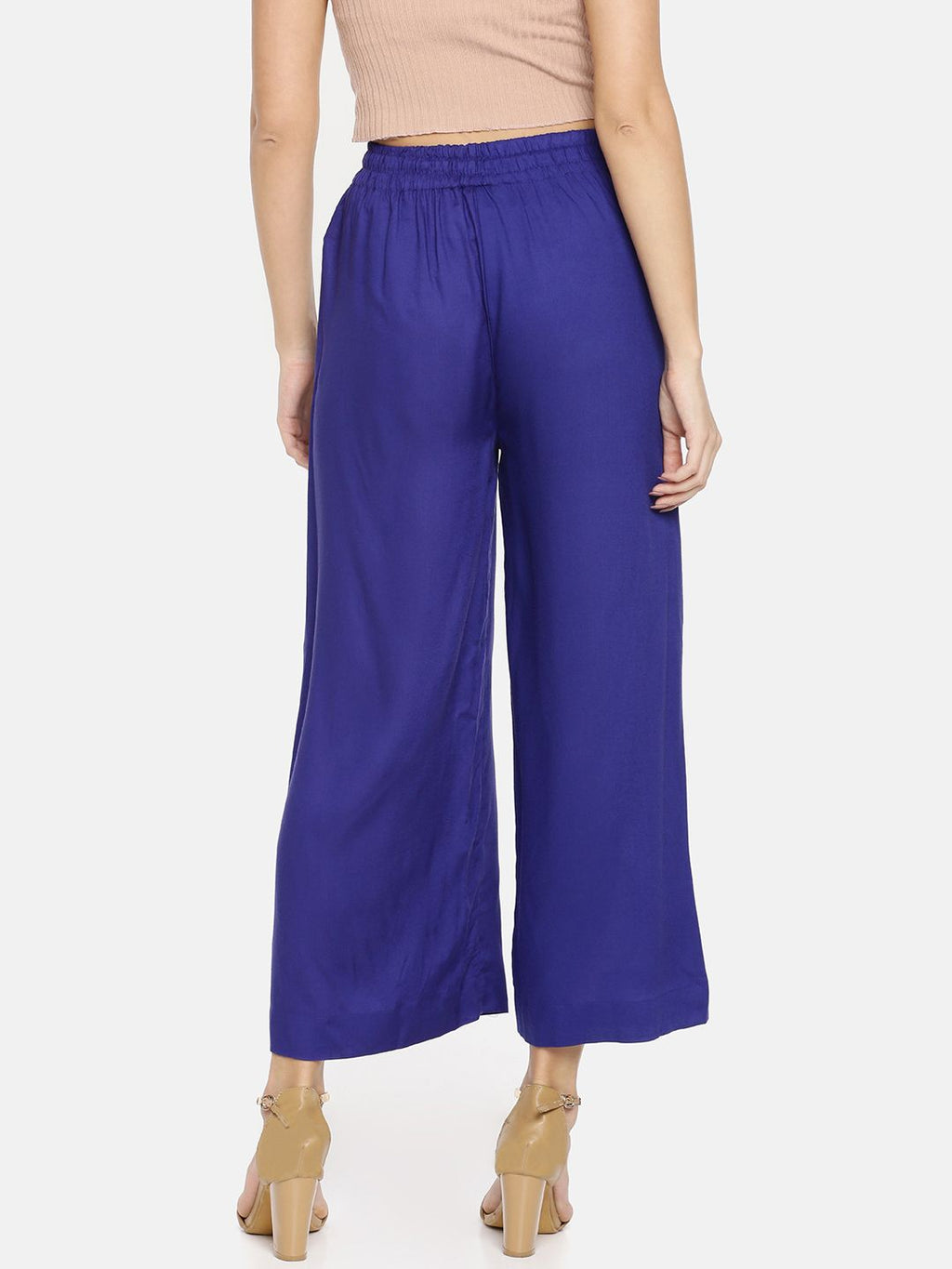 Dhimhi Women's Blue Solid Wide Leg Palazzos