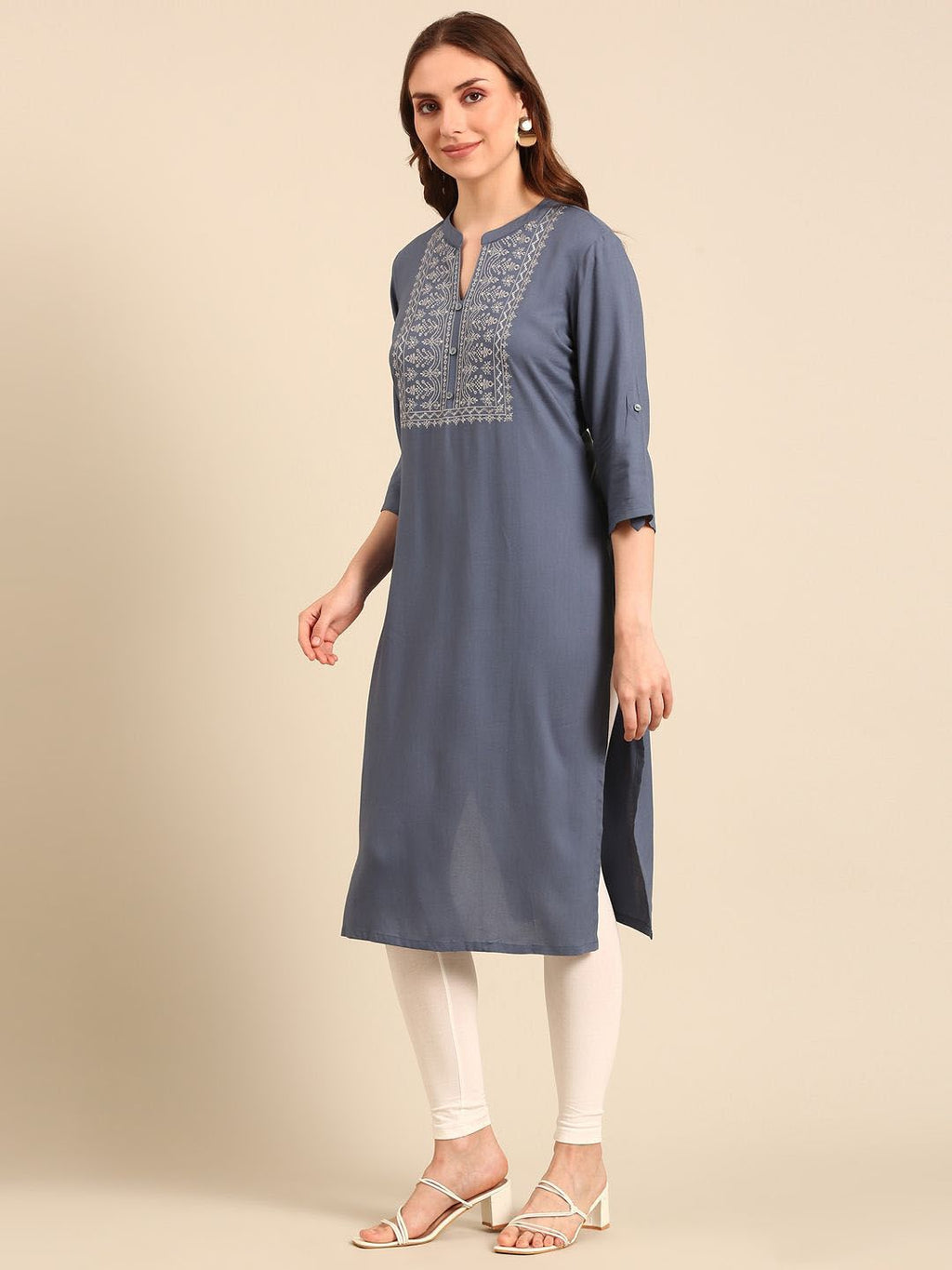 Grey Floral Yoke Designed Mandarin Collar Thread Work Cotton Straight Kurta