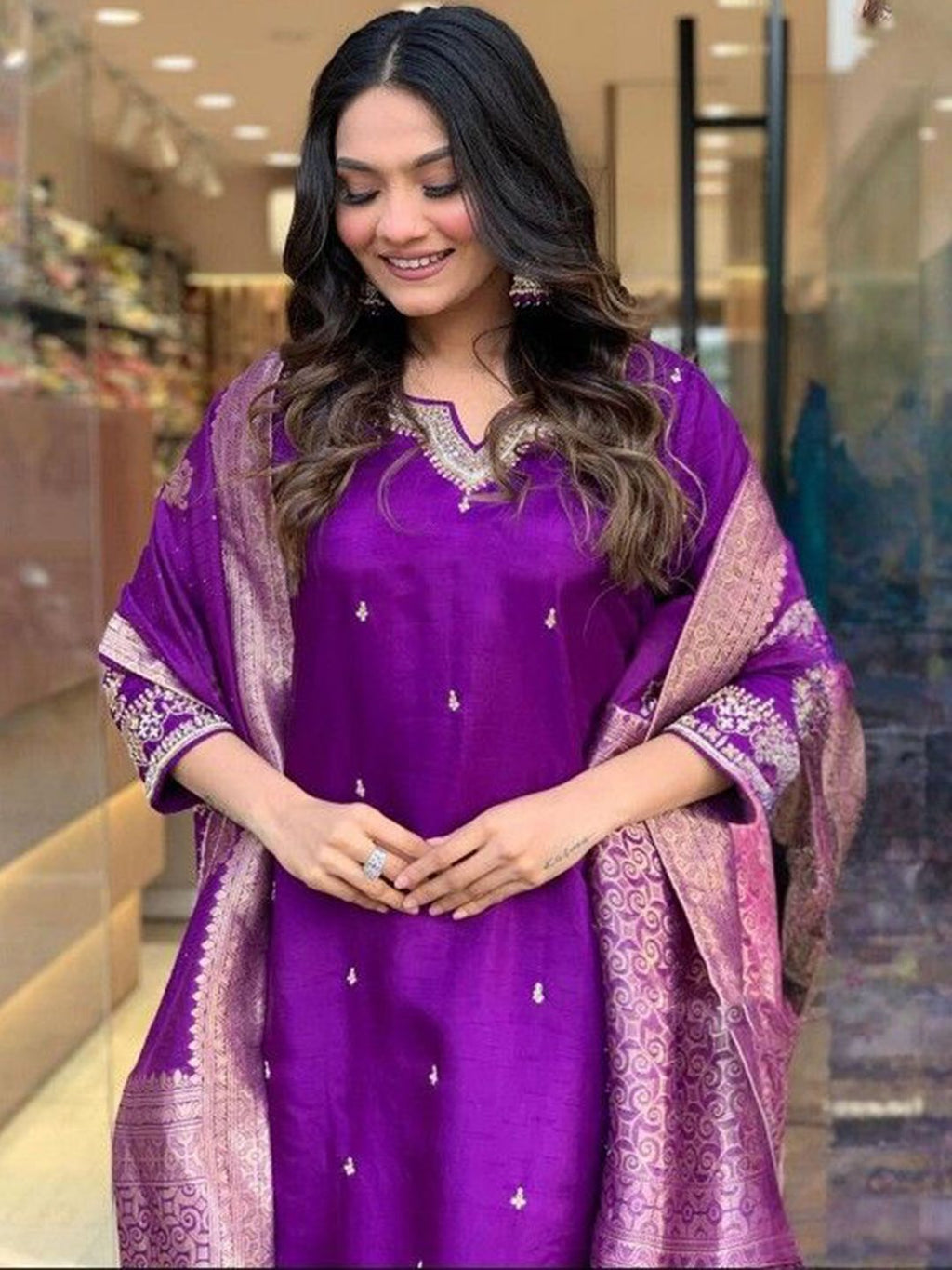 Dhimhi Women's Ethnic Motifs Embroidered Thread Work Kurta With Trousers & Dupatta