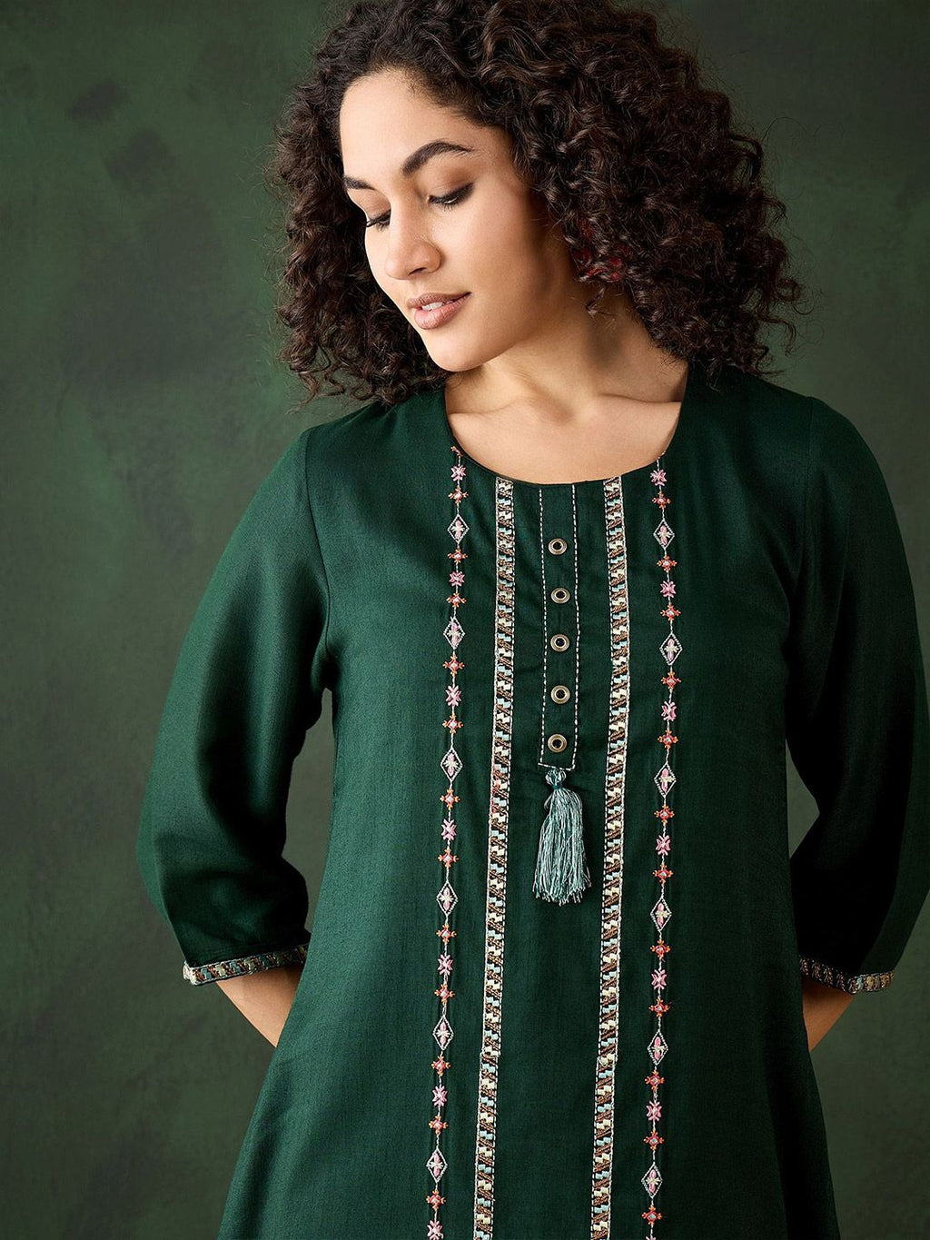 Dhimhi Women's Ethnic Motifs Embroidered Round Neck Top