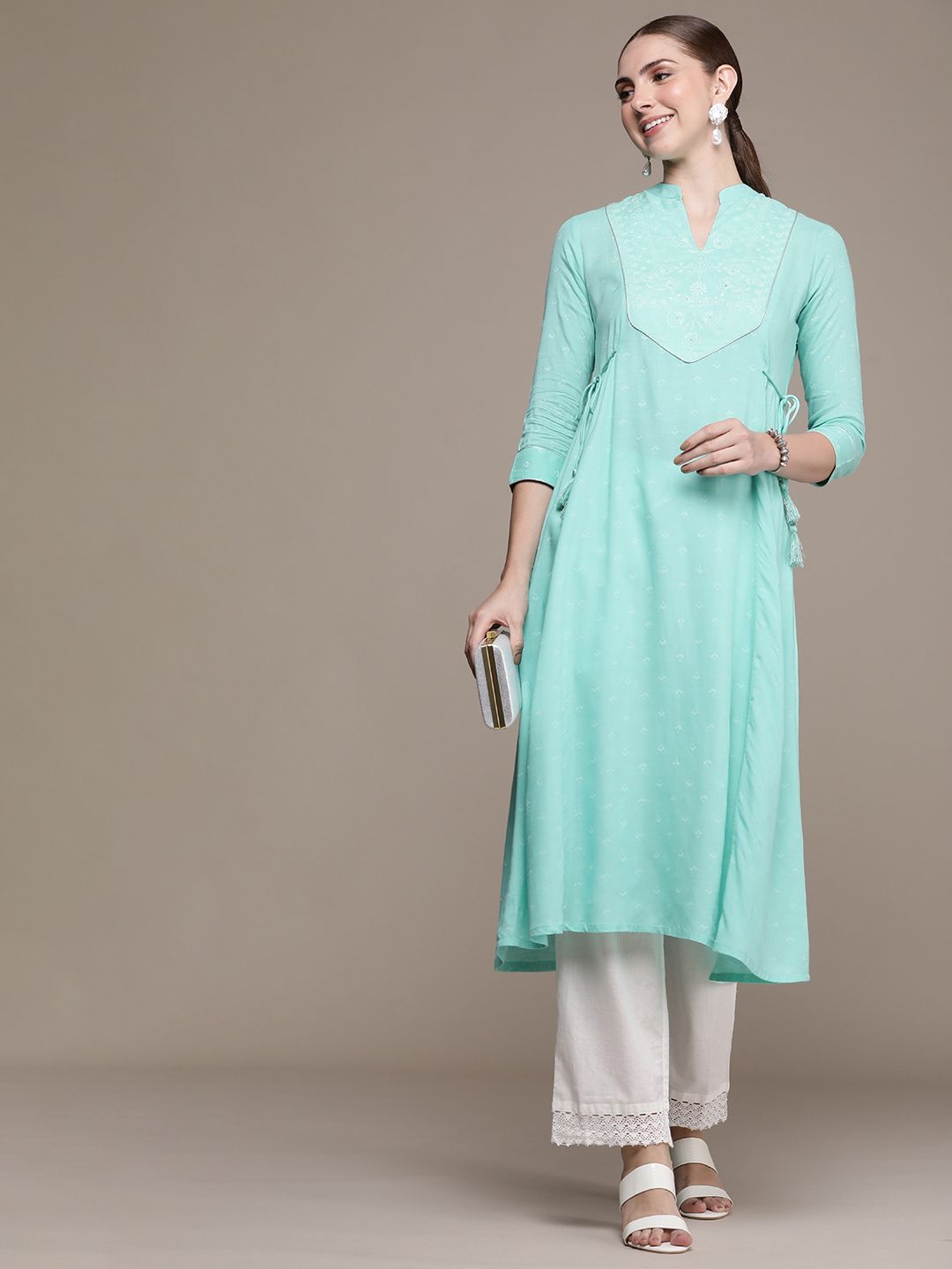 Women Ethnic Motifs Embroidered A-Line Kurta