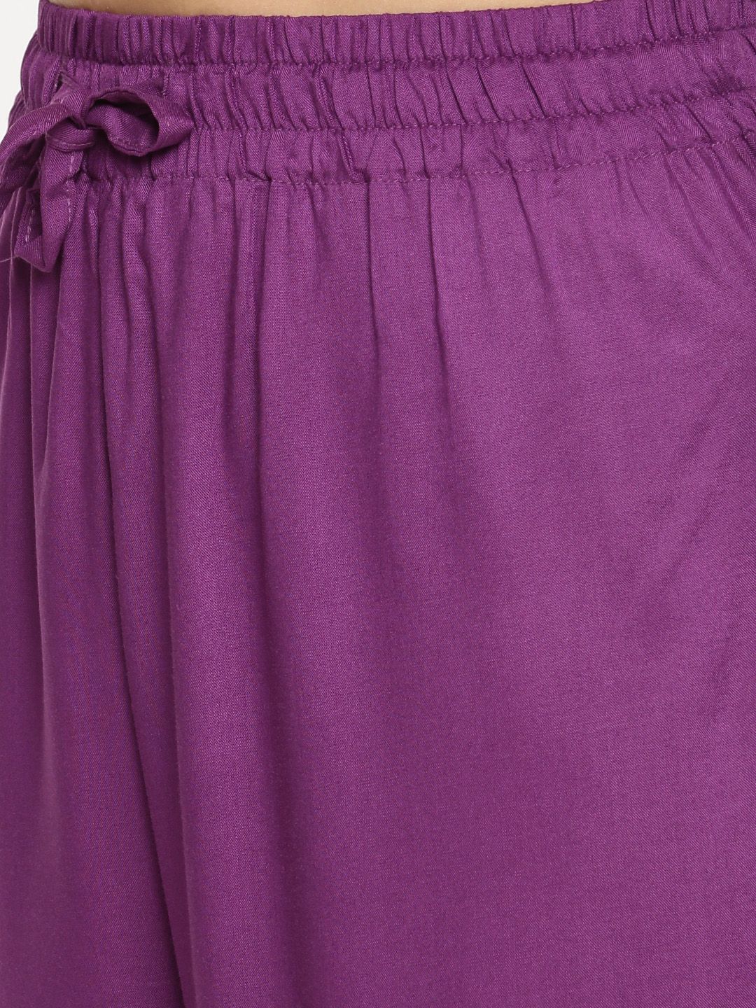 Dhimhi Women's Purple Solid Wide Leg Palazzos