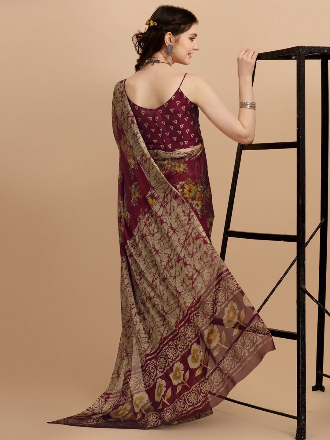 Dhimhi Women's Maroon & Yellow Floral Saree