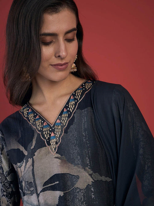 Dhimhi Women Abstract Printed Chanderi Silk Kurta With Salwar & Dupatta