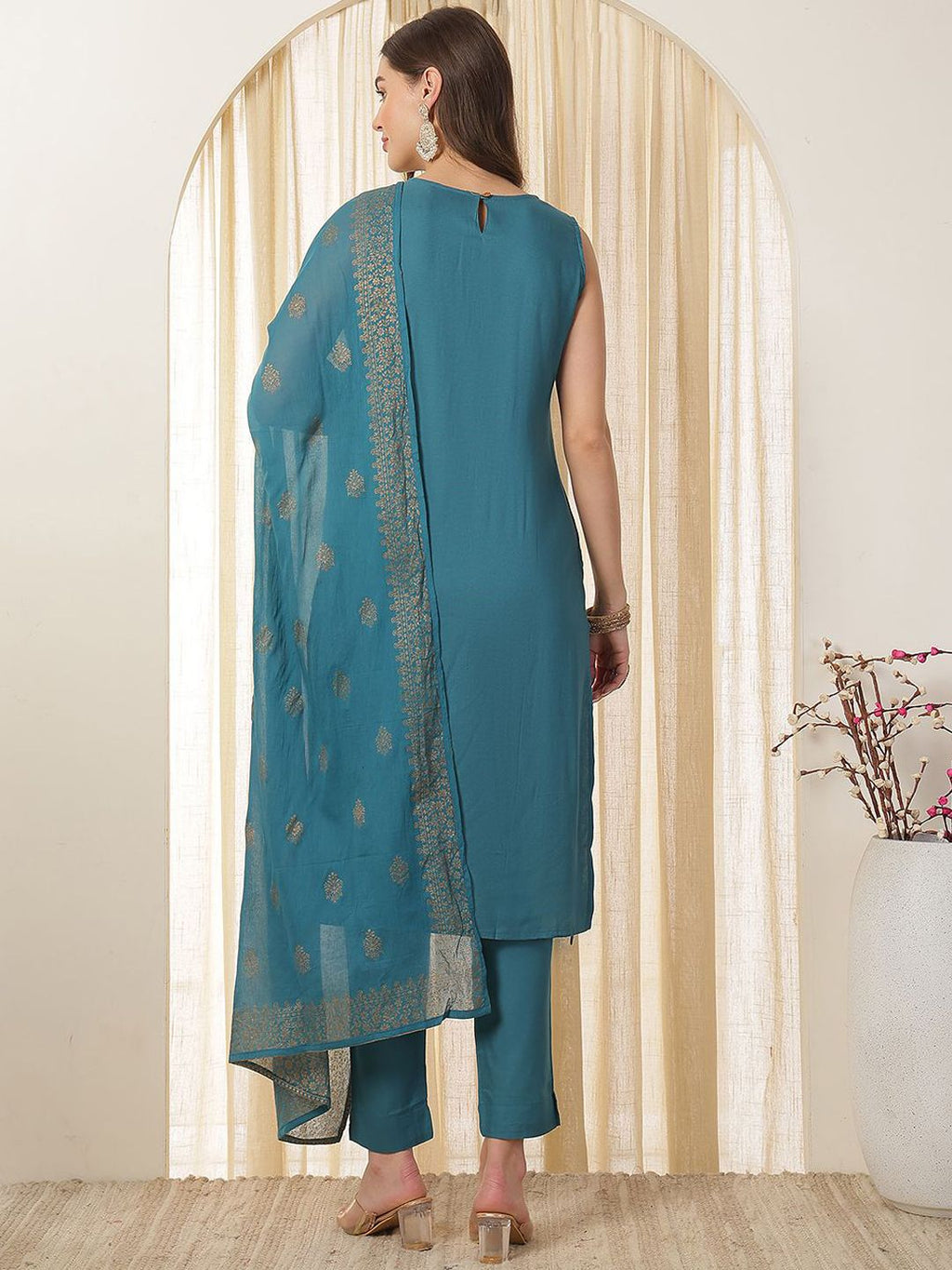 Dhimhi Women's Printed Regular Kurta with Trousers & With Dupatta