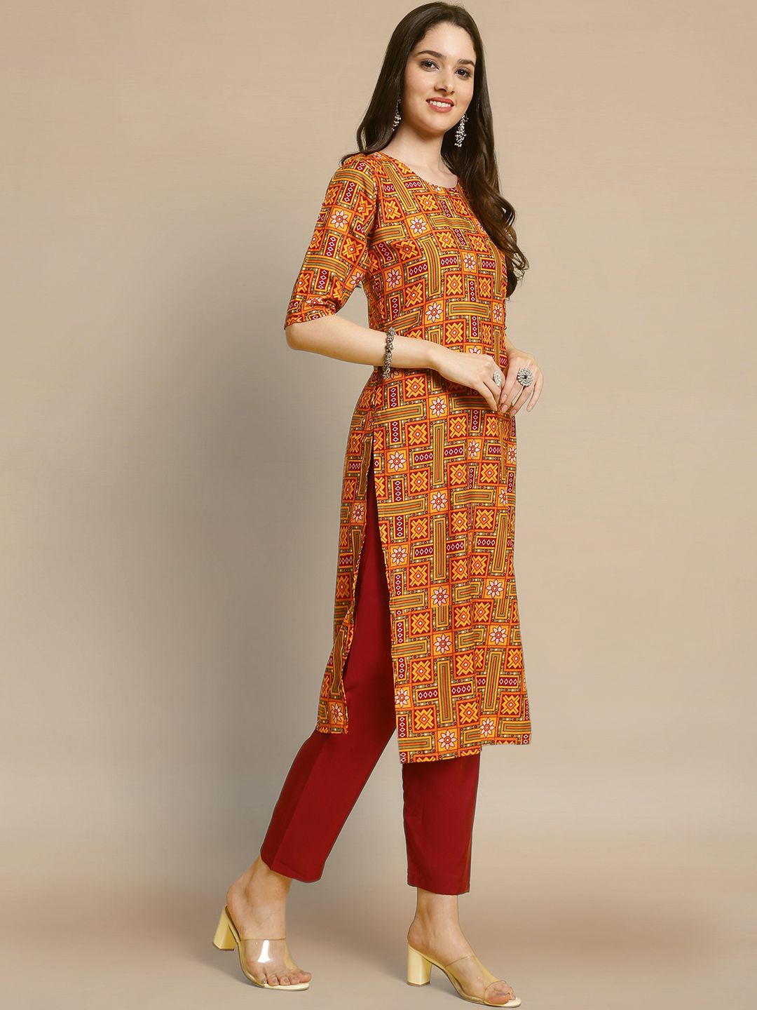 Women Ethnic Motifs Printed Crepe Kurta