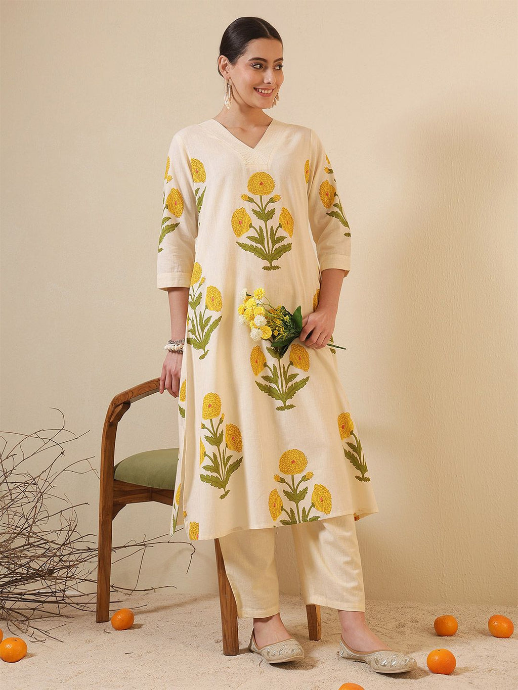 Dhimhi Women's Ethnic Motifs Printed Regular Pure Cotton Kurta with Palazzos Kurta Sets