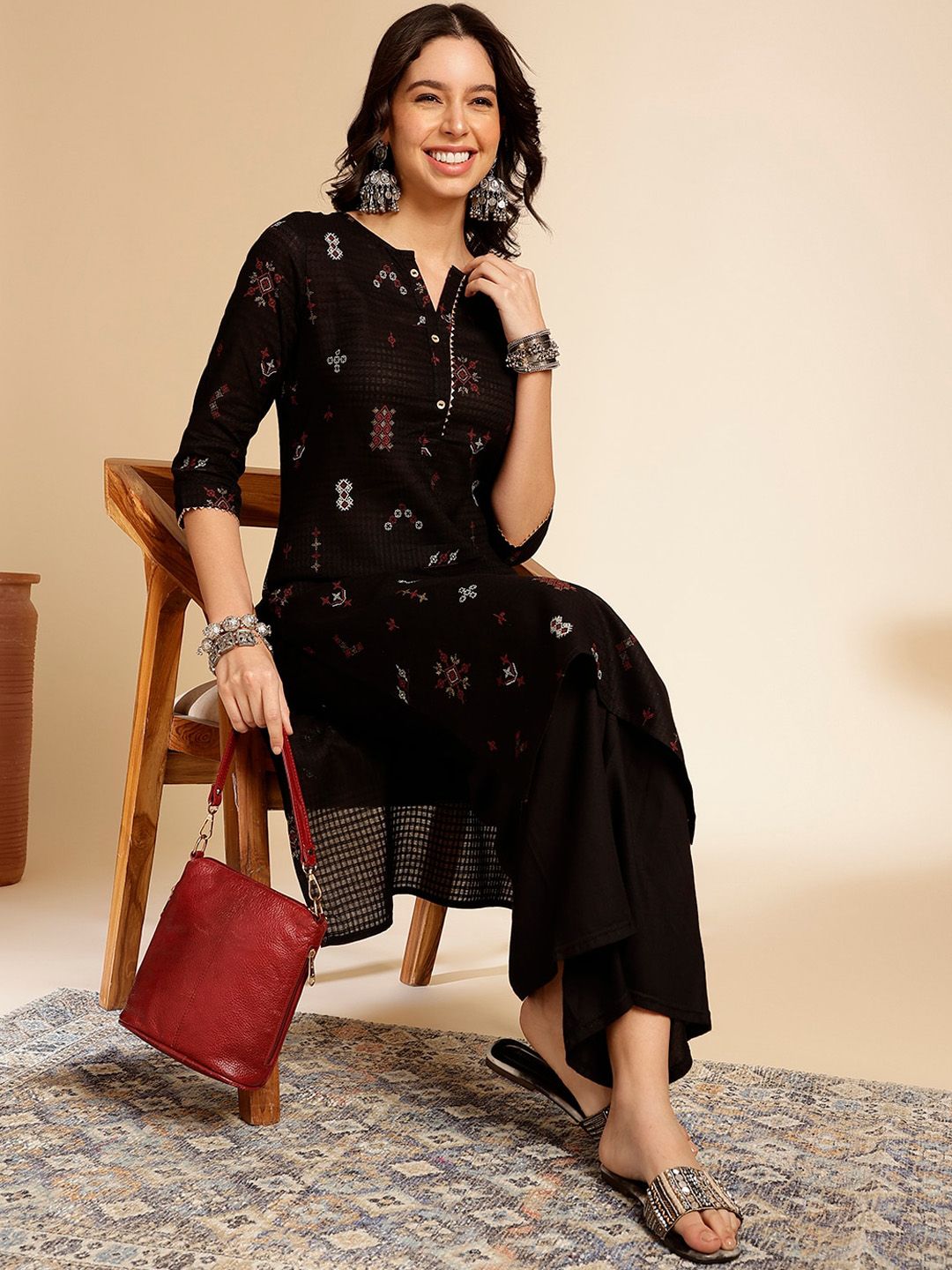Black Ethnic Motifs Printed Round Neck Gotta Patti Cotton Straight Kurta