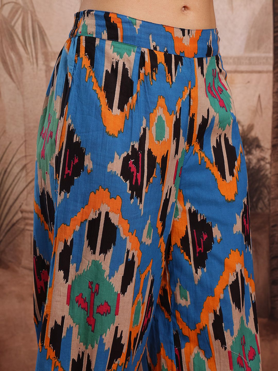 Dhimhi Women's Abstract Print High Low Cotton Kurta with Salwar