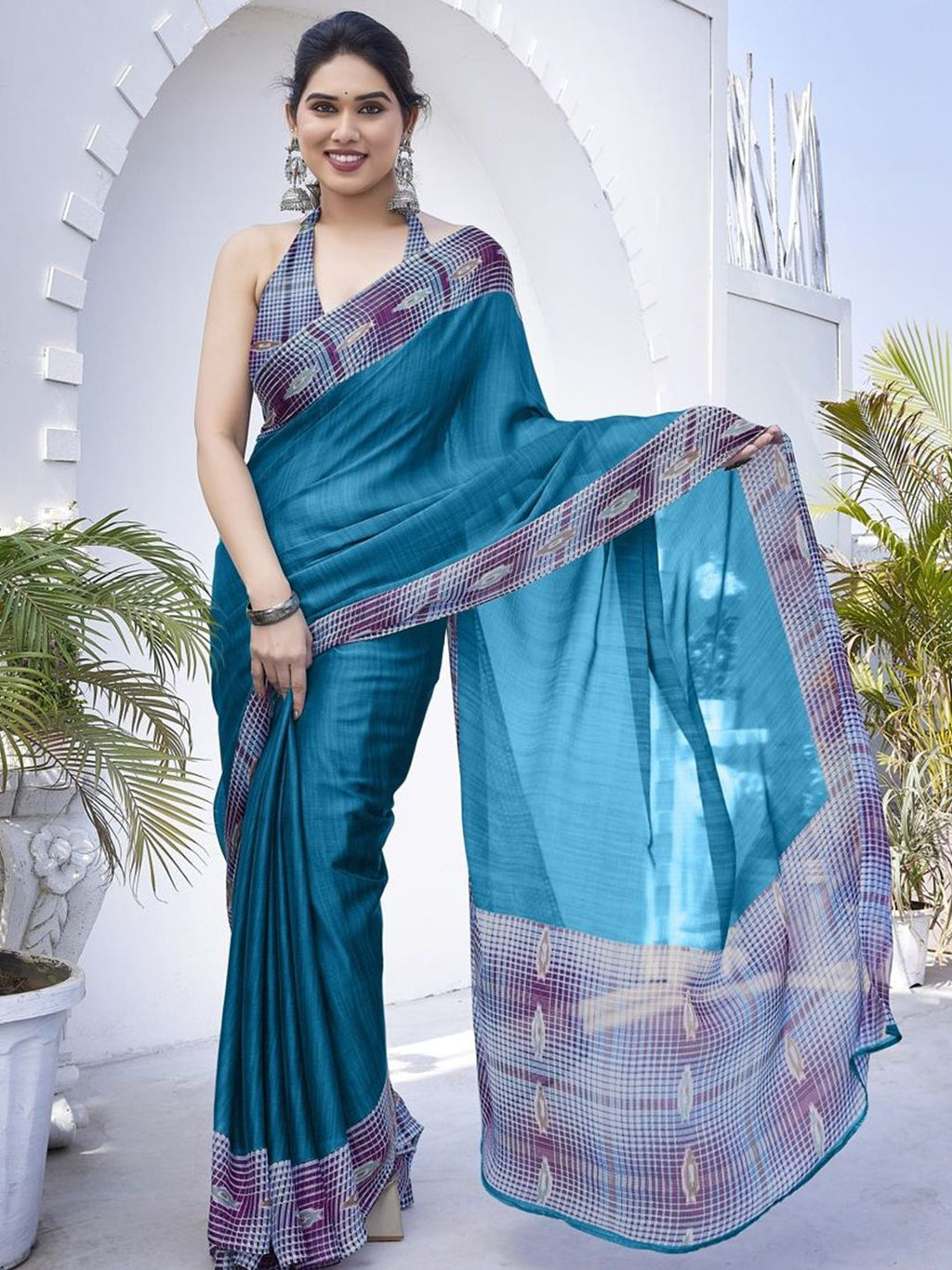 Dhimhi Women's Abstract Printed Saree